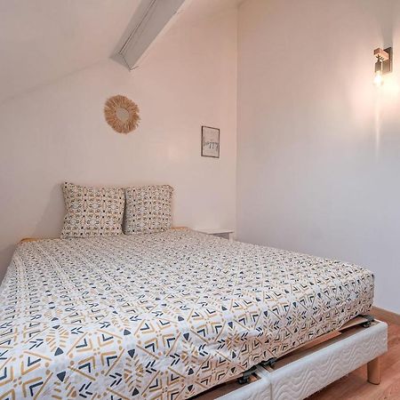 Liberation - F2 Apartment Near Disneyland Paris Montry ภายนอก รูปภาพ